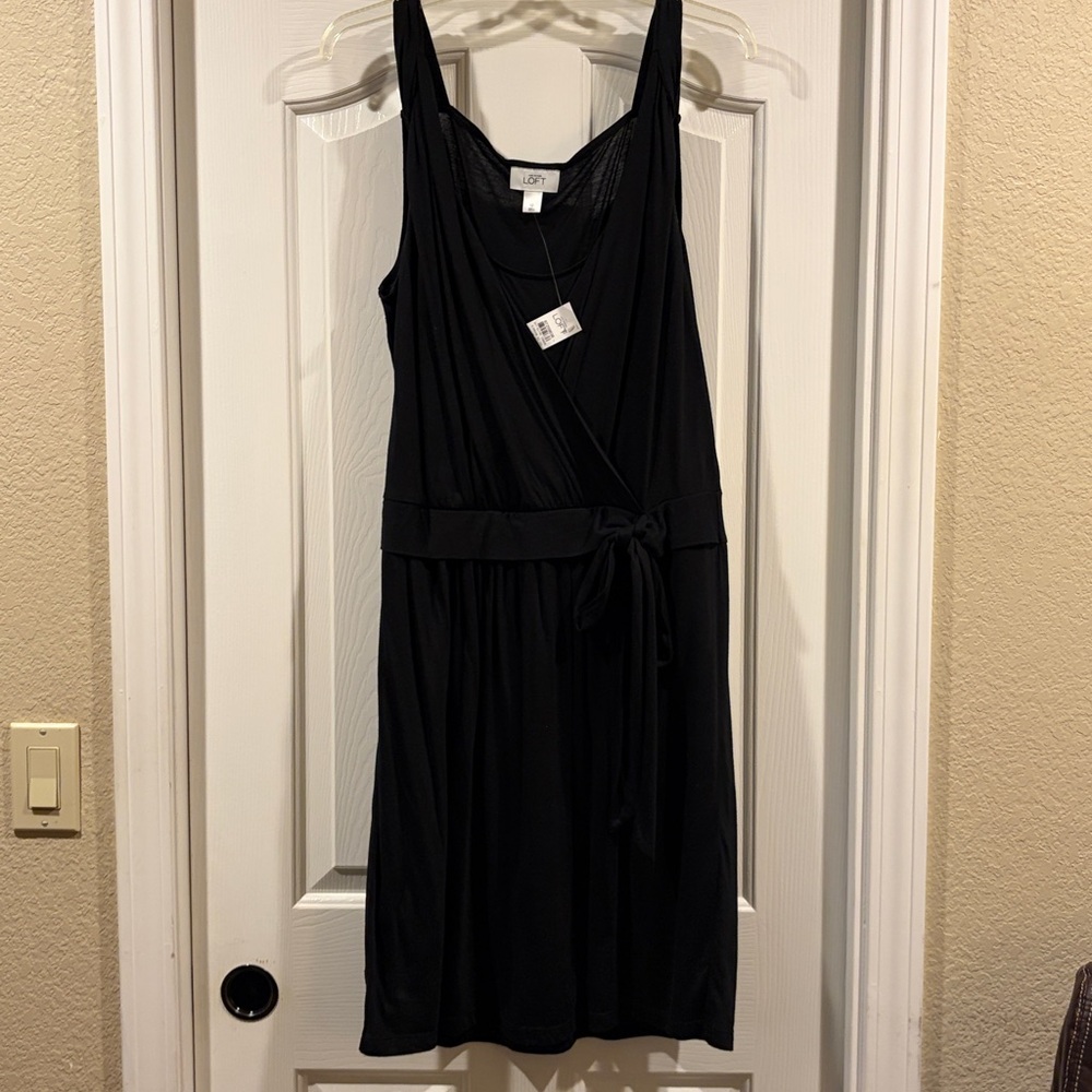 LOFT Black Sleeveless mini above knee Dress with Tie Waist NWT size 12 - Picture 3 of 7